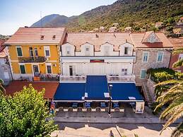 Guesthouse Aurora