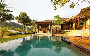 Dasiri Lakefront Villa Premium