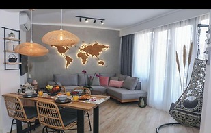 Luxury 80m2 Apartment With Balkony Downtown