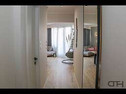 Luxury 80m2 Apartment With Balkony Downtown