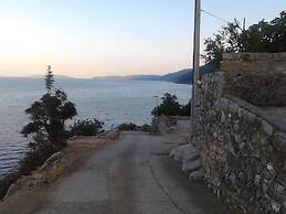 Zora Holiday Home