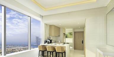 LUX Iconic Views at Palm Tower Suite 1