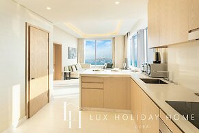 LUX Iconic Views at Palm Tower Suite 1
