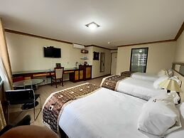 Oro Inn Hotel