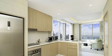 LUX Iconic Views at Palm Tower Suite 2