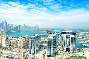LUX Iconic Views at Palm Tower Suite 2
