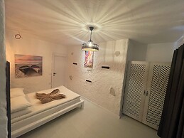 Alacati XL Luxury