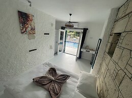 Alacati XL Luxury