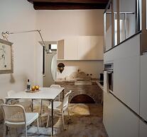 Palazzo delle Pietre Luxury Apartments