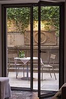 Palazzo delle Pietre Luxury Apartments