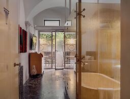 Palazzo delle Pietre Luxury Apartments
