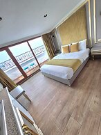 Taksim La Marino Hotel