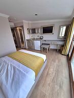 Taksim La Marino Hotel