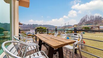 Samcheok Bongsuni-unni Pension