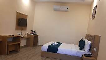 Hotel Fun Park Sanand