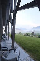 Lartor Resort