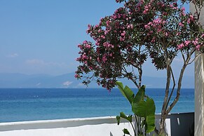 Byblos Aqua, The Amazing Sea Front Villa