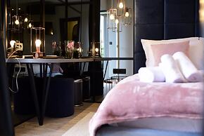 The Lion Rooms