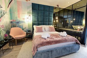 The Lion Rooms