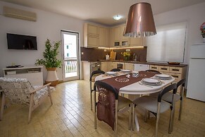 Zvone - Apartments With Terrace - A2