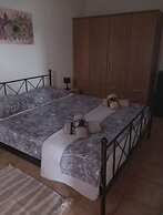 Marina - 50m From the Beach - A2