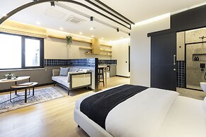 Upside Apartments
