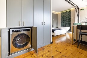 Upside Apartments