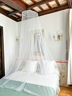 Hotel Servilia