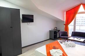 Zoom Hotel
