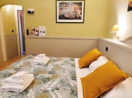 Hotel Camilla