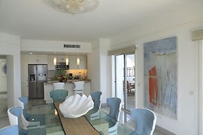 Beachfront Penthouse by Pueblo Bonito