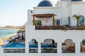 Beachfront Penthouse by Pueblo Bonito