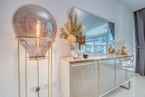 Luxurious 4 Bedroom Duplex Villa Apartment Near JBR