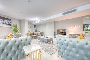 Luxurious 4 Bedroom Duplex Villa Apartment Near JBR