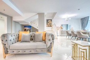 Luxurious 4 Bedroom Duplex Villa Apartment Near JBR