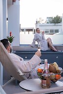 Paleo Suites