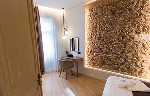Paleo Suites