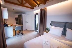 Paleo Suites