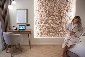 Paleo Suites