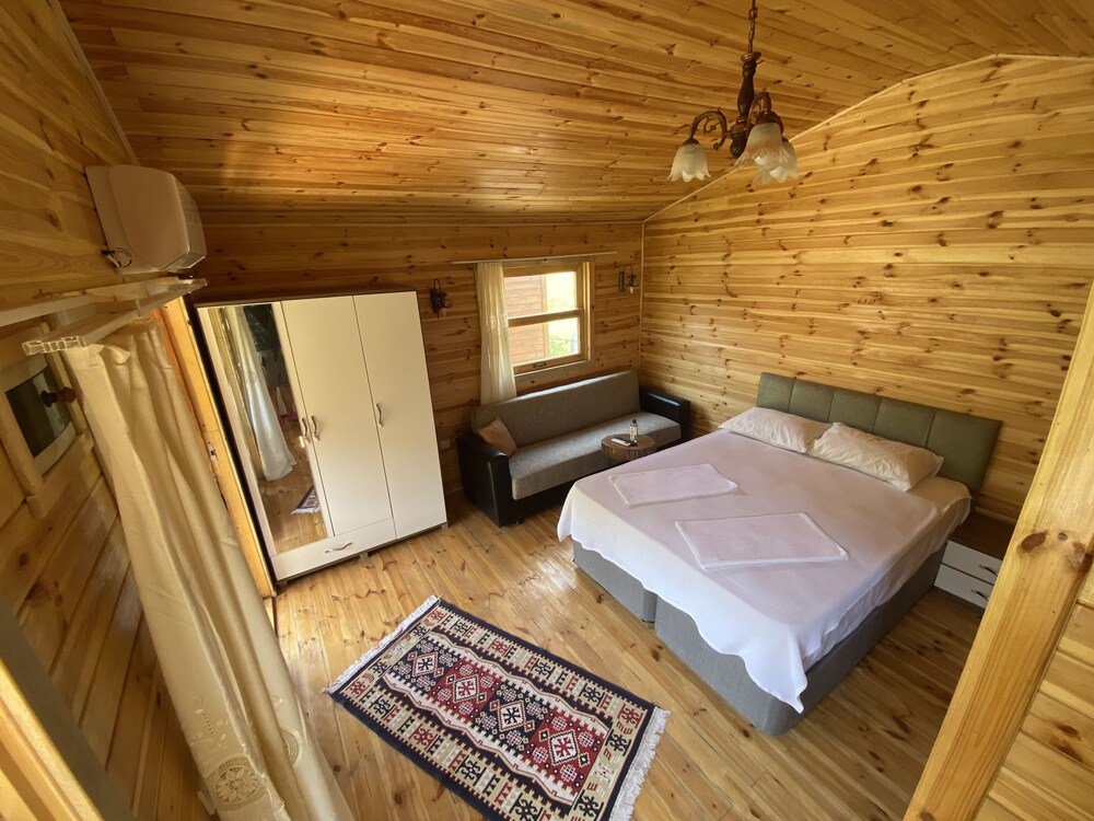 Nehir Bungalov Orhaniye