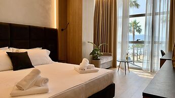 EL MAR HOTEL