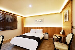 Buan Tourist Hotel