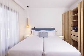Esmeralda Cotillo Homes by LIVVO