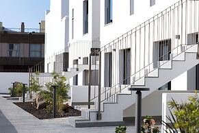 Esmeralda Cotillo Homes by LIVVO