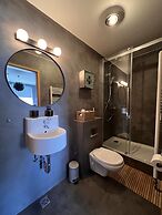 Torg Guest House
