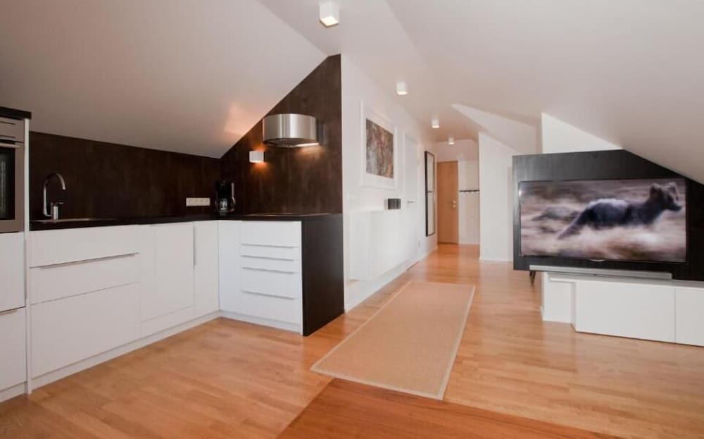 Torg Guest House
