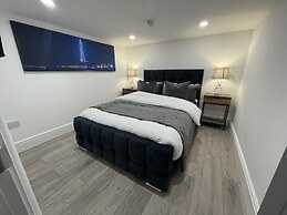Osborne Luxury Hot Tub and Jacuzzi Suites