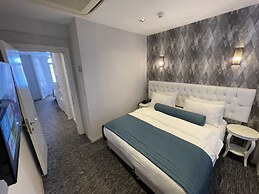 Weingart Seaside Hotel