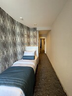 Weingart Seaside Hotel