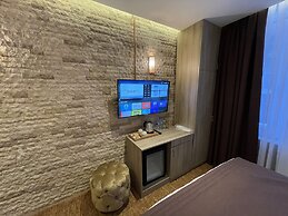 Weingart Seaside Hotel